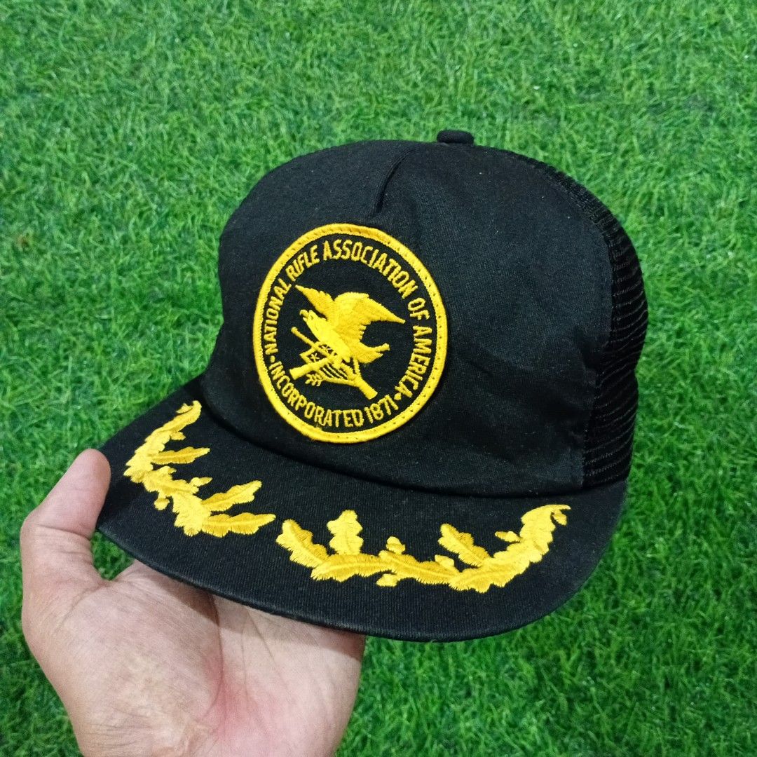 vintage trucker cap (Category: Caps & Hats) located in Muntinlupa City. Submitted by rianrax3012 (Listing ID 1470349852, Image 3). Description: .