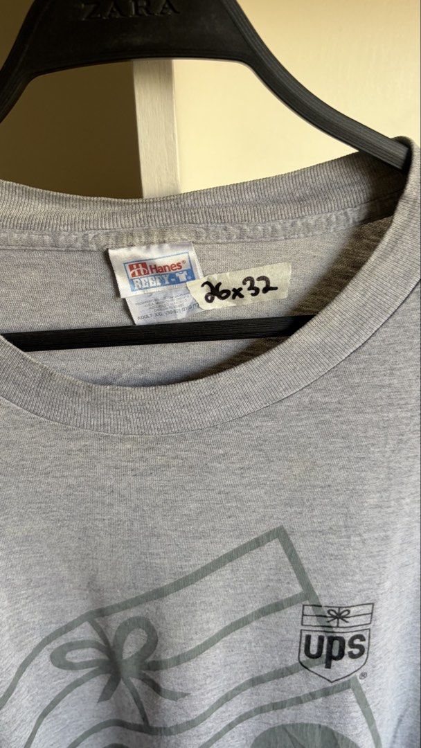 Vintage UPS (Category: Tshirts & Polo Shirts ) located in Manila. Submitted by _revault (Listing ID 1470521460, Image 2). Description: .