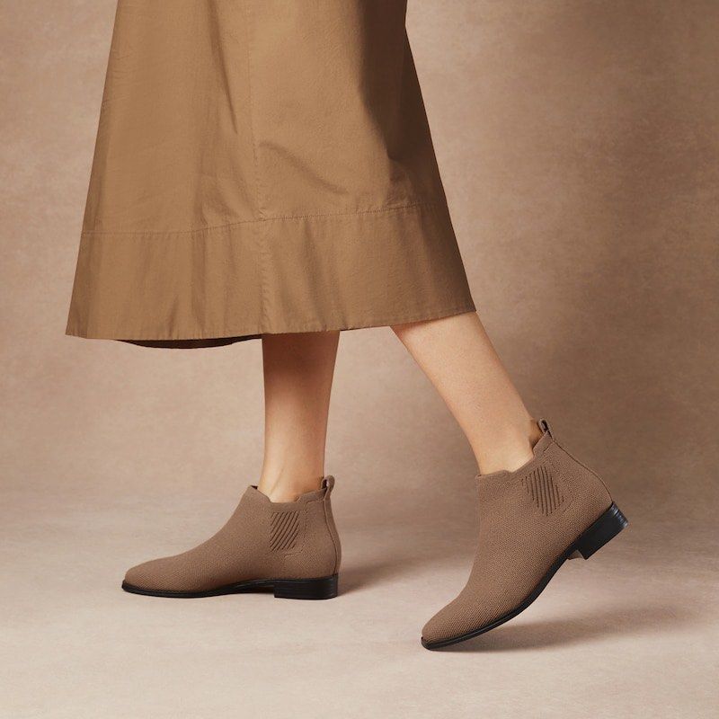 Vivaia Ryan Pro Slip On Authentic (Category: Boots) located in Quezon City. Submitted by zara_haul (Listing ID 1470486313, Image 3). Description: Square-Toe Water-Repellent Ankle Boots (Ryan Pro) Fits US 7 Expresso in color Worn once only almost brandnew No flaws Purchased at Vivaia Sold at store.