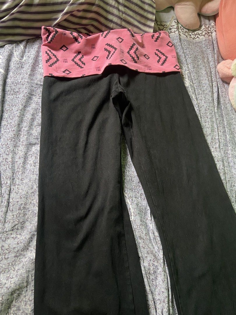 VS PINK FOLD OVER (Category: Other Bottoms) located in Minglanilla. Submitted by myndqq (Listing ID 1470377149, Image 2). Description: .