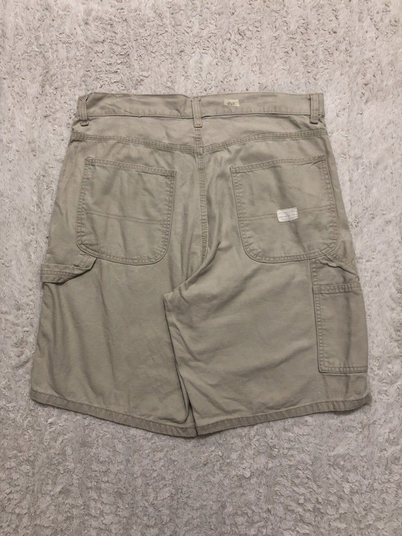 Vtg. Gap carpet short (Category: Shorts) located in Canaman. Submitted by thriftmoboss (Listing ID 1470449326, Image 1). Description: 📌VTG. GAP CARPENTER JORTS cotton 100% Hard denim 95% Crispy condition ✅ MADE IN LESOTHO 🇱🇸 DIMENSION📏 W-37 L- 22 Hem-13 As new condition✅ Crisp condition✅ Color rate:100/10 No issue Price:550🏷 ‎ ‎•✅PLUS SHIPPING FEE (+75) ‎•🔵MOP: G CASH ‎•🟥COURIER: JnT ‎•📍LOC:Magsaysay, Naga city ,Camarines Sur 🌫️.