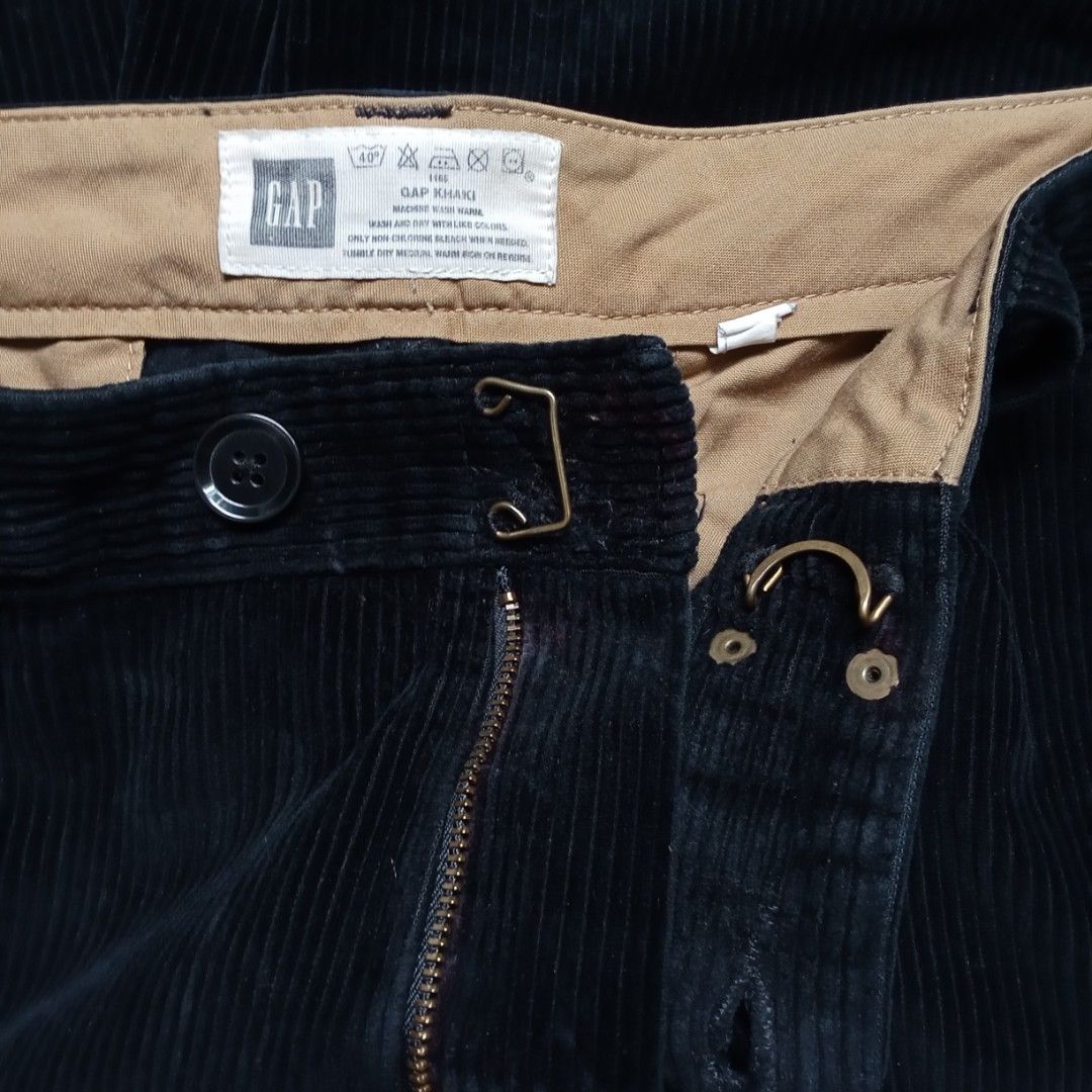 VTG GAP CORDUROY (Category: Jeans) located in Manila. Submitted by push.cook (Listing ID 1470478974, Image 3). Description: VINTAGE GAP CORDUROY PANTS NO ISSUE BNEW CONDI L:40 W:34/36 HEM:9.5 THIGH:14 ₱800.
