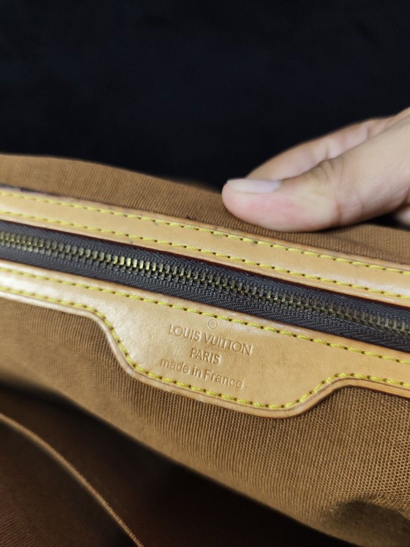 Vuitton Monogram Canvas Abbesses Messenger Bag (Category: Luxury Bags & Wallets) located in Kapalong. Submitted by allencl (Listing ID 1470369230, Image 3). Description: Excellent Condition minimal dents on edges Thick leather.