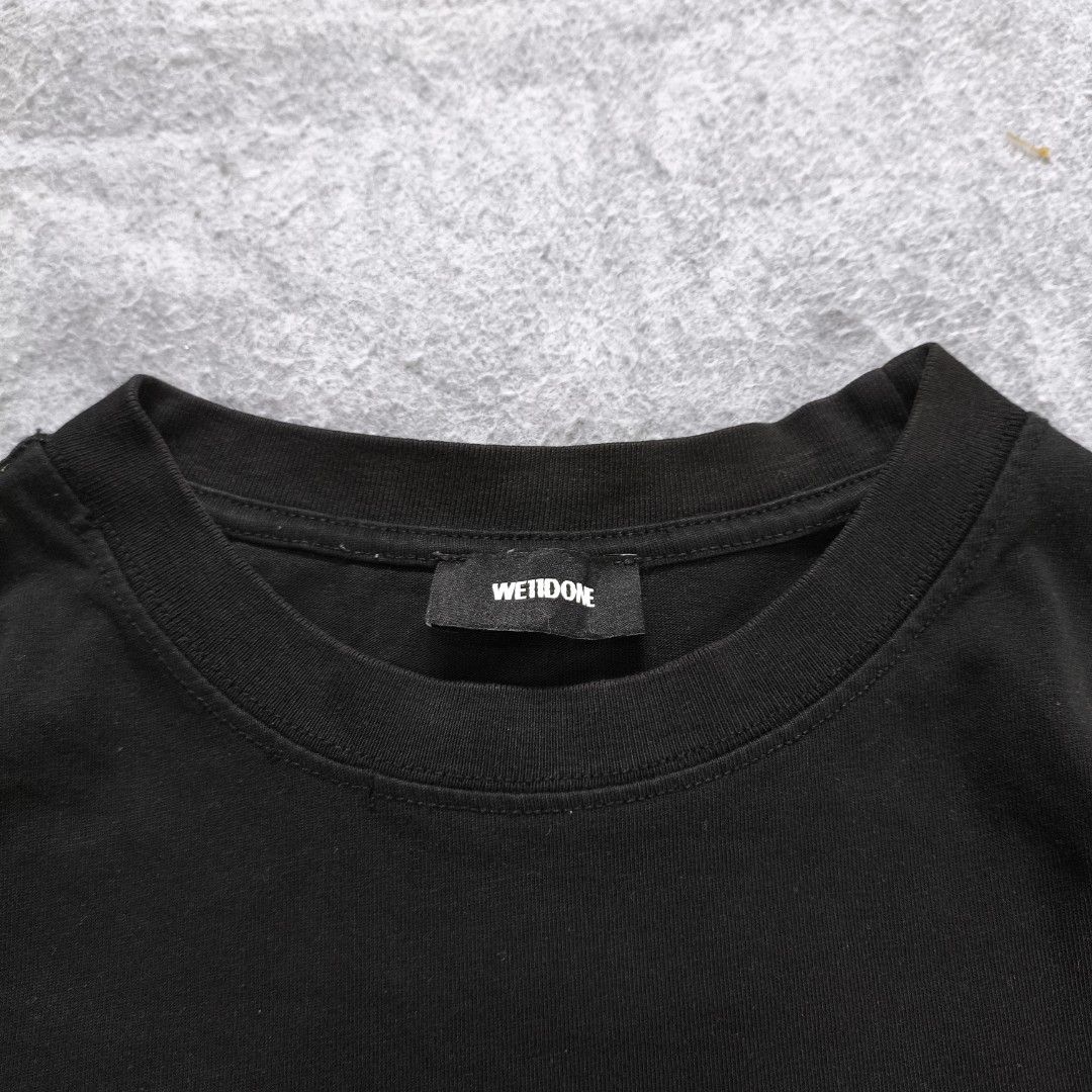 We11done Graphic Shirt (Category: Tshirts & Polo Shirts ) located in Manila. Submitted by shykes_26 (Listing ID 1470486941, Image 3). Description: Dimensions Width - 22 Length - 29 Size on tag - M Issues - None.