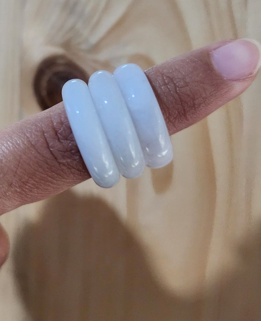 (Bundle Price Available!!!) White Burmese Jadeite Bangle Rings US 6.5 (Category: Rings) located in Baguio. Submitted by lausgem2026 (Listing ID 1470356366, Image 2). Description: -White Burmese Jadeite Bangle Rings -US 6.5 size, 17.3-17.4mm diameter size. -Note: 180PHP/pc 300PHP/2 pcs 500PHP/take all -Has no box or certificate. -Location: Baguio City.