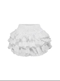 (Category: ) located in . Submitted by fleure.wardrobe.classical.shop (Listing ID 1470436837, Image 1). Description: .