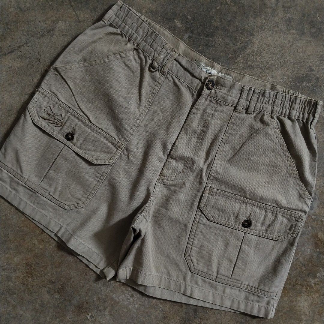 windriver brown outdoor utility shorts (Category: Shorts) located in Bulacan. Submitted by hustleoverluckphv2 (Listing ID 1470496041, Image 3). Description: windriver brown outdoor utility shorts 32 on tag Measurements Waist - 32" to 34" Length - 17" Hem - 13" Claim - 499.