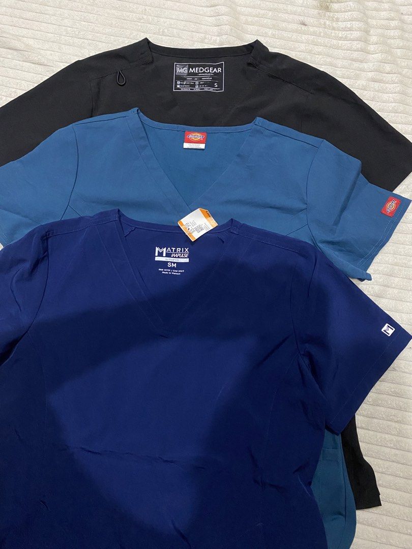 Womens scrub top (Category: Activewear) located in Tanza. Submitted by 9th.street.thrift (Listing ID 1470408746, Image 2). Description: Scrub top womens Good as new No issue Brand: dickies/matrix/medgear All small on tag 19.5x26 All 3 for (500+sf) fixed price.