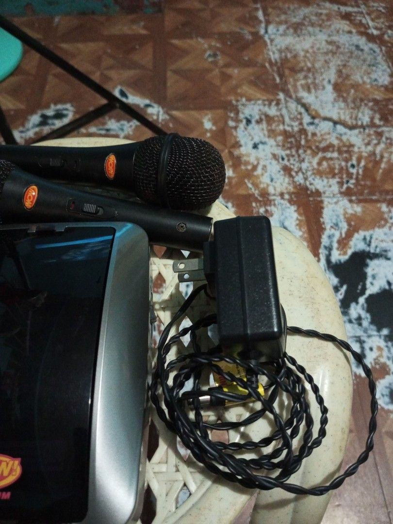 WOW Premium Videoke Defective unit (Category: Entertainment Systems & Smart Home Devices) located in Quezon City. Submitted by skeptron22 (Listing ID 1470403874, Image 3). Description: For Sale WOW Videoke Premium Defective may mga natangal na mga capacitor sa board mismo ng unit kayo nalang magpagawa or kung may kailangan kayong accesories nya like remote or power adaptor or pyesahan nyo nalang sya.. With Videoke unit 2 wow microphone no cable w
