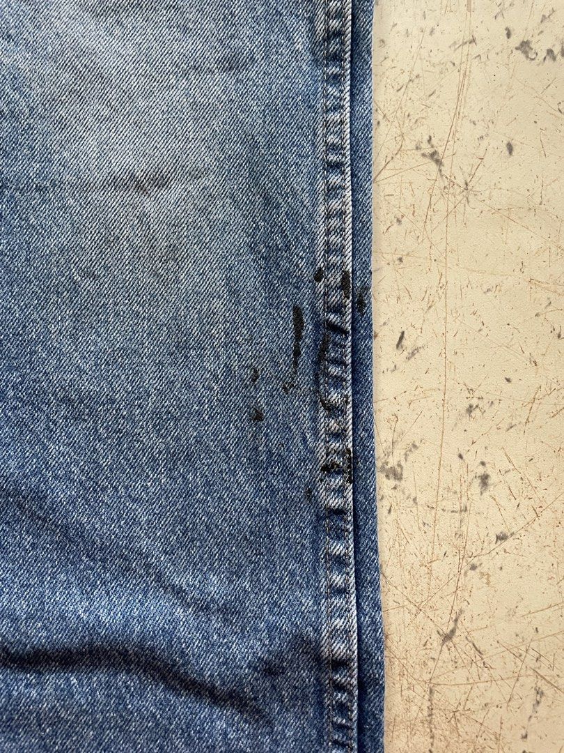 Wrangler (Category: Jeans) located in Cagayan de Oro. Submitted by jericc1 (Listing ID 1470493916, Image 3). Description: Mesurement: W-42 L-44.5 T-15 H-8.5 (close 9).