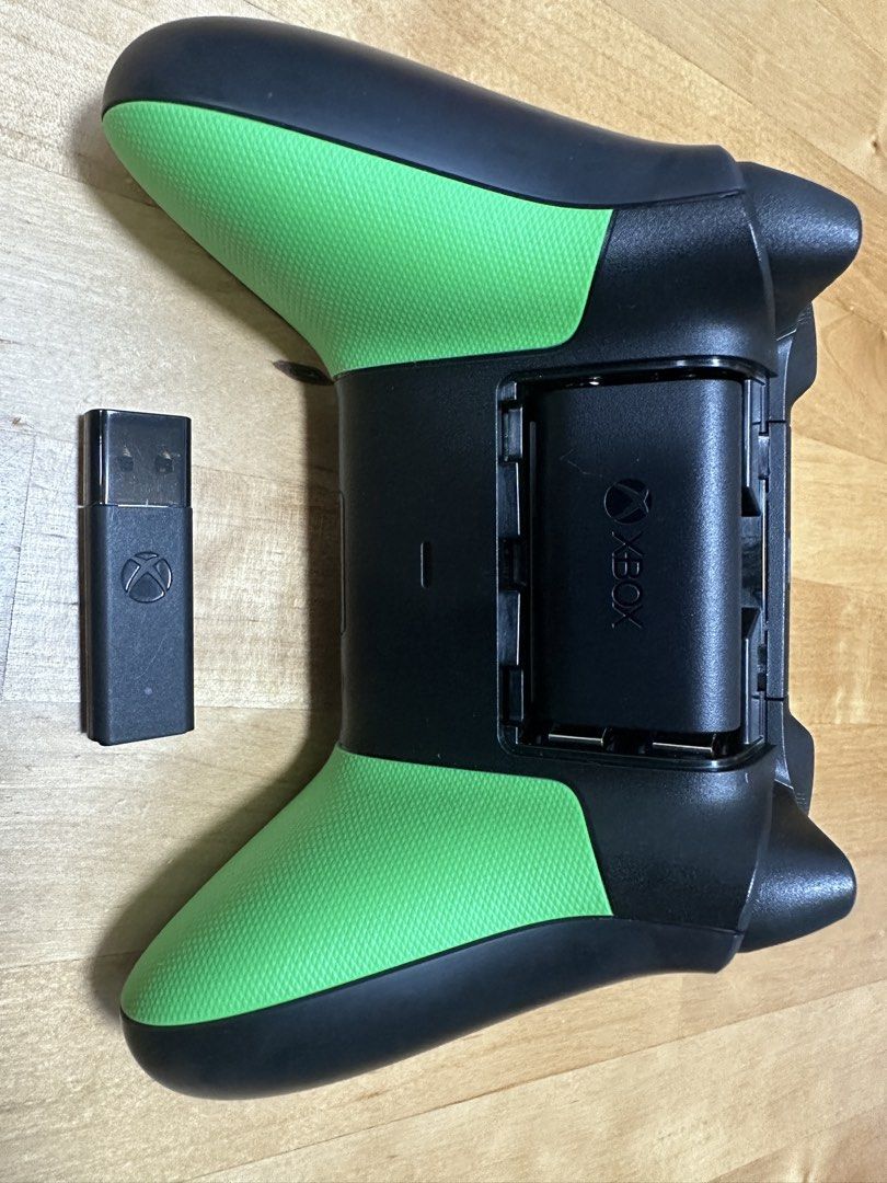 Xbox controller/Webcam/GPU (Category: Other Accessories) located in Petaling Jaya. Submitted by minisazabi (Listing ID 1470519637, Image 2). Description: 1. Xbox Controller 20th anniversary + battery pack + dongle + Kontrolfreak thumbgrip: RM290 2. Asus GTX 1050 : RM190 3. Logitech C270 Webcam : RM50.