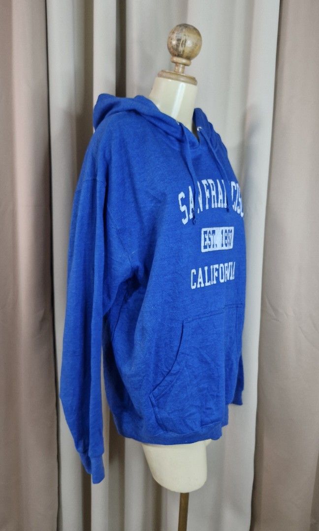 XL: Republic Blues Jacket (Category: Coats, Jackets and Outerwear) located in Calabanga. Submitted by deniseallyson (Listing ID 1470465770, Image 2). Description: .