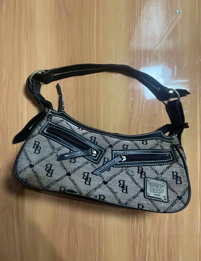 Y2K Betty Boop Monogram Kili Bag (Category: Shoulder Bags) located in Manila. Submitted by senggggg. (Listing ID 1470525378, Image 2). Description: good condition working zip need wash washable issue.