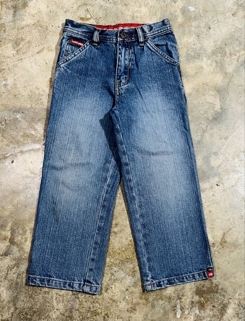 Y2K Ecko Baggy Carpenter Pants (Category: Babies & Kids Fashion) located in Navotas City. Submitted by y2kikaystuff (Listing ID 1470361064, Image 2). Description: Y2K Ecko Baggy Carpenter Pants Size 4-6 years old No issue Can pass as new Not ukay Personal item from Japan 400 only Pm md.