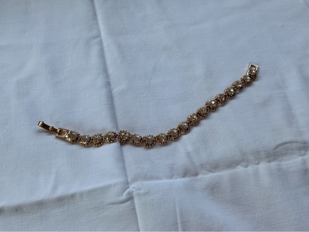 Y2k fashion bracelets (Category: Bracelets) located in Pinamalayan. Submitted by _dragonfly (Listing ID 1470361455, Image 3). Description: Take all: 130.