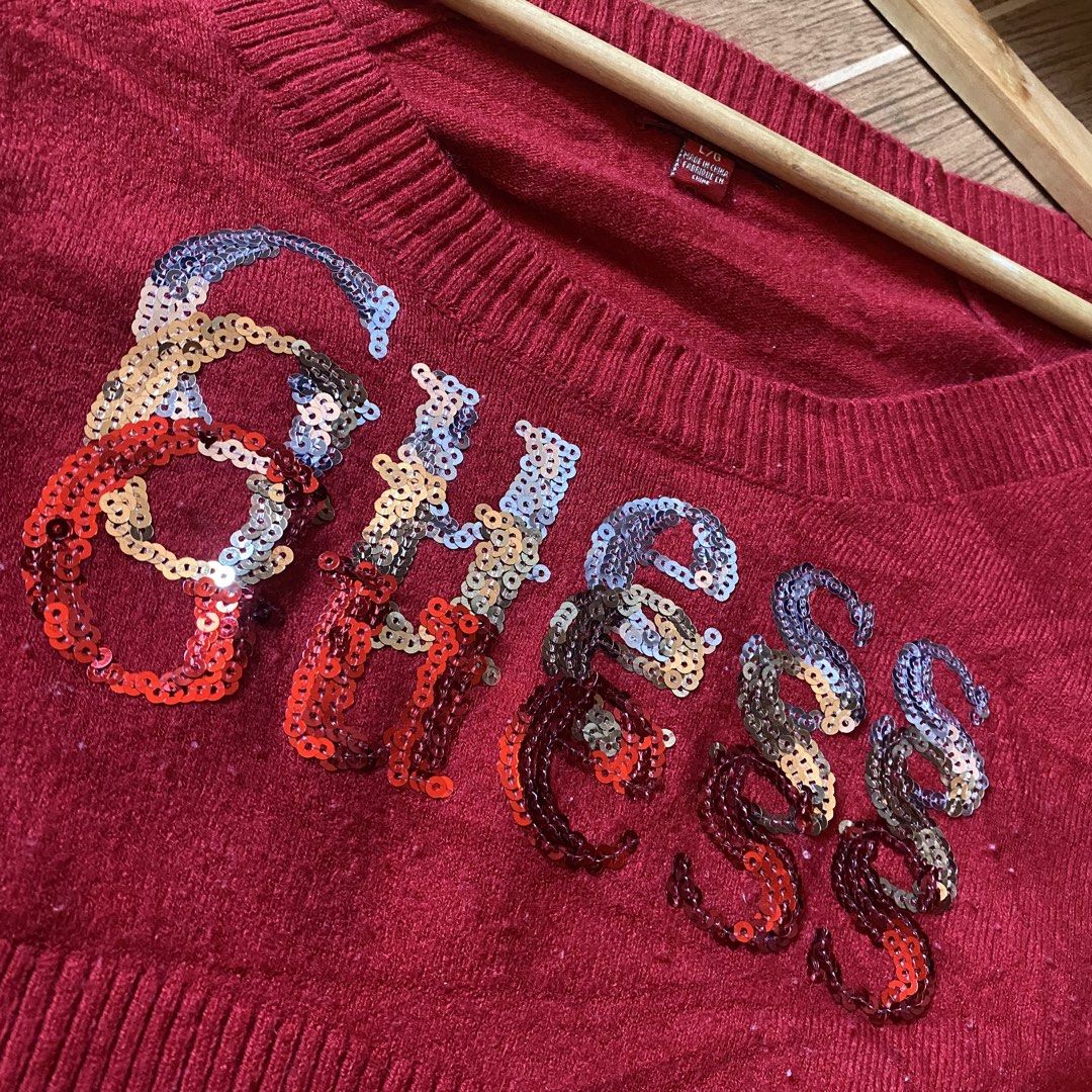 Y2k Guess red ribbed knitted longsleeve( (Category: Longsleeves) located in Paete. Submitted by fat.archives (Listing ID 1470471920, Image 2). Description: Minimal flaws lang mga lints natatanggal po sya.