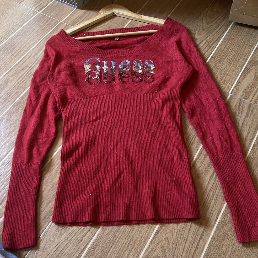 Y2k Guess red ribbed knitted longsleeve( (Category: Longsleeves) located in Paete. Submitted by fat.archives (Listing ID 1470471920, Image 1). Description: Minimal flaws lang mga lints natatanggal po sya.