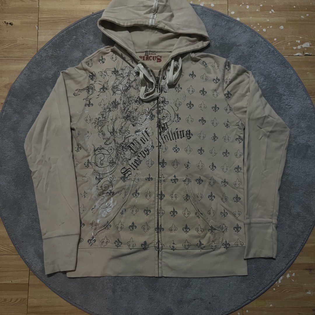 Y2k hoodie (Category: Hoodies) located in Lipa City. Submitted by snor.g (Listing ID 1470425497, Image 1). Description: .