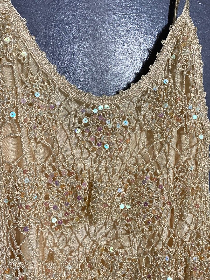 Y2k Sequined Metallic Crochet Cami Top (Category: Others Tops) located in Bangued. Submitted by thestyle.archiveph (Listing ID 1470425982, Image 2). Description: small to semi medium no issue.