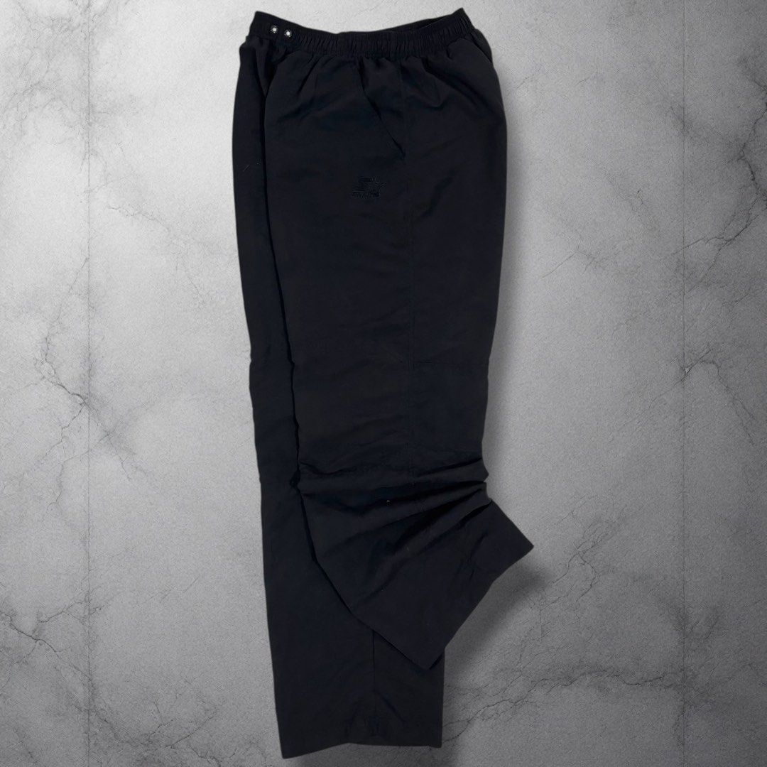 Y2K Starter Running Jogging Jogger Sweatpants Pants (Category: Joggers) located in Cavite. Submitted by itsayaaa (Listing ID 1470540430, Image 1). Description: Y2K Starter Pants Dimes: 26-34 width / 41 length Issue: No issue Colorate: 9/10 Condition: Excellent Condition .