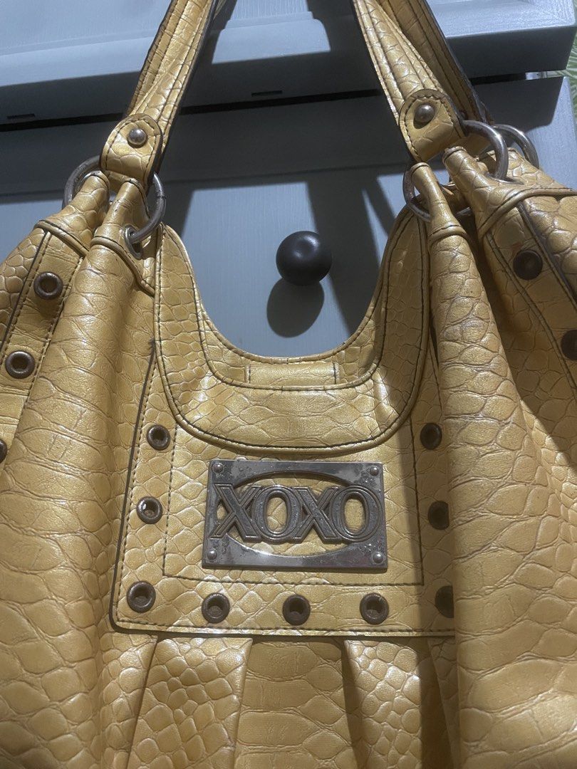 y2k xoxo crocodile skin bag (Category: Shoulder Bags) located in Iligan City. Submitted by yolkfinds (Listing ID 1470504192, Image 2). Description: check pictures for details.
