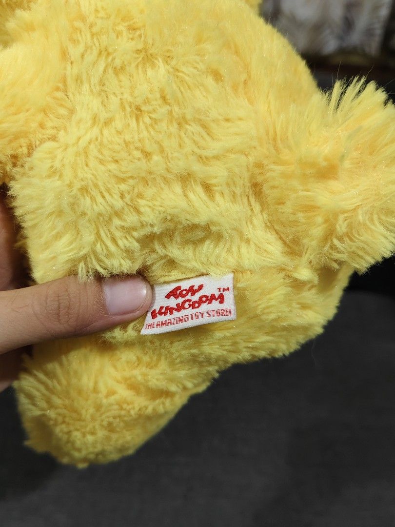yellow plush teddy bear (Category: Plushies & Soft Toys) located in Bulacan. Submitted by angel.decluttersx (Listing ID 1470418673, Image 2). Description: it's clean for all ages 8 inches brand new vv soft condition no flaws.