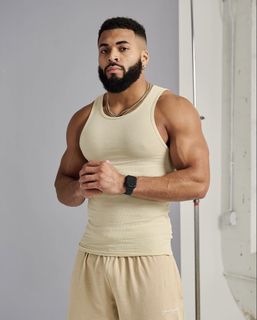 (Category: ) located in . Submitted by rethreadsactivewear (Listing ID 1470498383, Image 1). Description: .