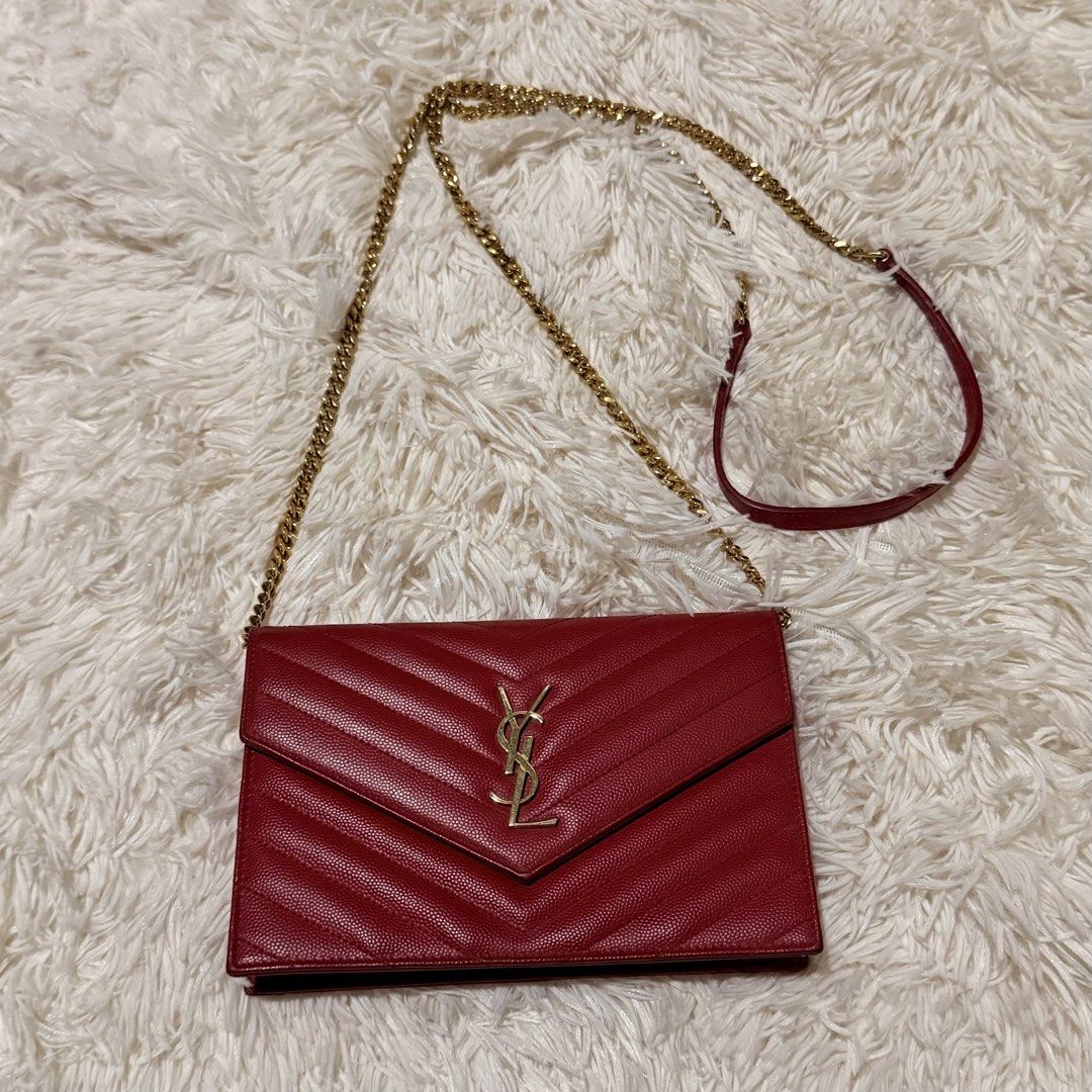 YSL Cassandre Envelope Chain Wallet (Category: Luxury Bags & Wallets) located in Pasay City. Submitted by erinsclosetph (Listing ID 1470508211, Image 1). Description: Excellent preloved condition in a classic red finish with gold-tone hardware. No issues noted. Perfect for date nights and events. Inclusions: Card and dust bag More pictures available upon request..