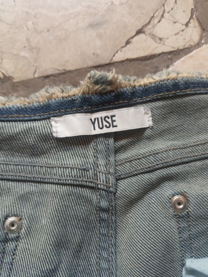 YUSE DENIM FLARE/Y2K INSPIRED (Category: Jeans) located in Cagayan de Oro. Submitted by amenfitt (Listing ID 1470523622, Image 3). Description: YUSE DENIM FLARE/Y2K INSPIRED W 30 L 40 OPEN LEG 10 EXCELLENT CONDITION COLOR RATE 10/10 MADE IN KOREA ISSUE: NONE.