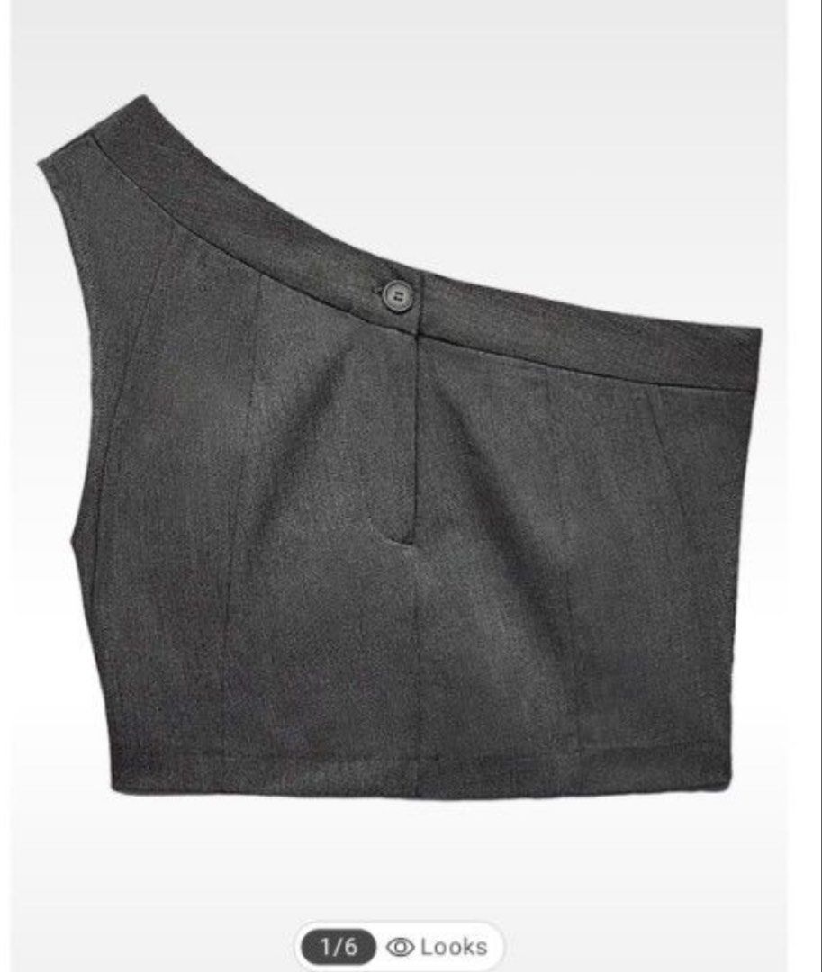 ZARA Asymmetric Top with button (Category: Sleeveless) located in Baguio. Submitted by eybisi__ (Listing ID 1470457029, Image 1). Description: Size: xs-small Issues: NONE 📦 Mode of shipping: Direct j&t 🧾 Mode of payment: Gcash (payment first policy) Strictly no cancellation once noted! Note: Please manage your expectations. Actual color may vary due to lightning..