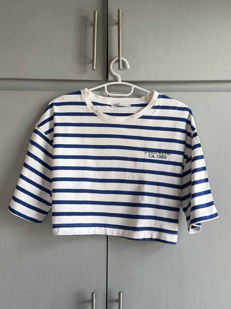 Zara Blue White Striped Boxy Crop Top (Category: Shirts) located in San Juan City. Submitted by itemsfromkam (Listing ID 1470450927, Image 1). Description: • M on tag, can fit up to semi L • drop shoulder, elbow length sleeves, boxy fit • 100% cotton.