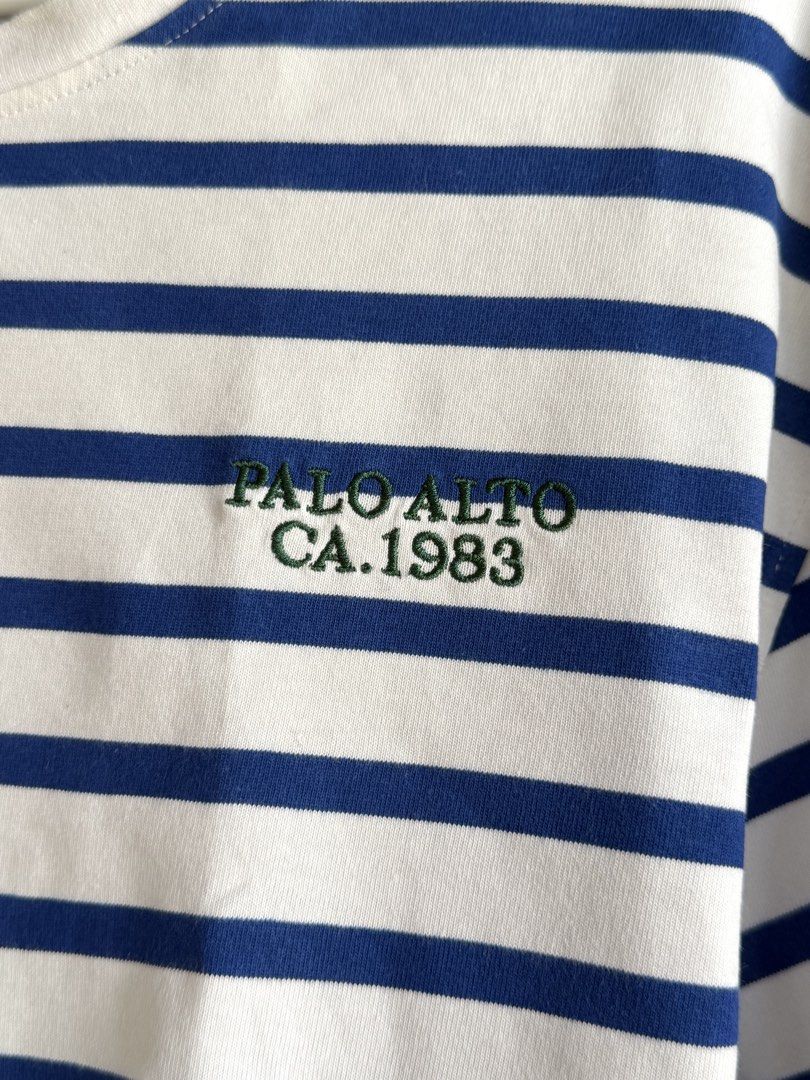 Zara Blue White Striped Boxy Crop Top (Category: Shirts) located in San Juan City. Submitted by itemsfromkam (Listing ID 1470450927, Image 2). Description: • M on tag, can fit up to semi L • drop shoulder, elbow length sleeves, boxy fit • 100% cotton.