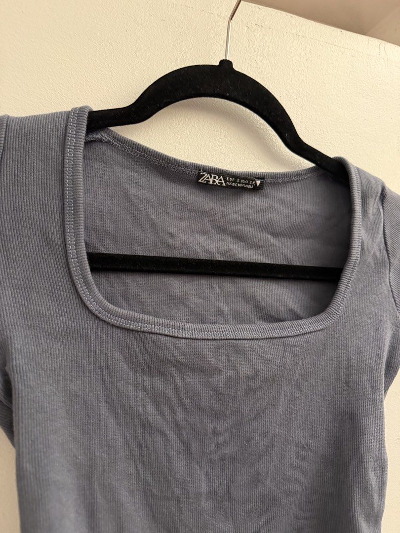 ZARA Cropped Square cut Top xs-s (Category: Others Tops) located in Manila. Submitted by closetclearout.mnl (Listing ID 1470402692, Image 3). Description: xs-s cropped too small on me .