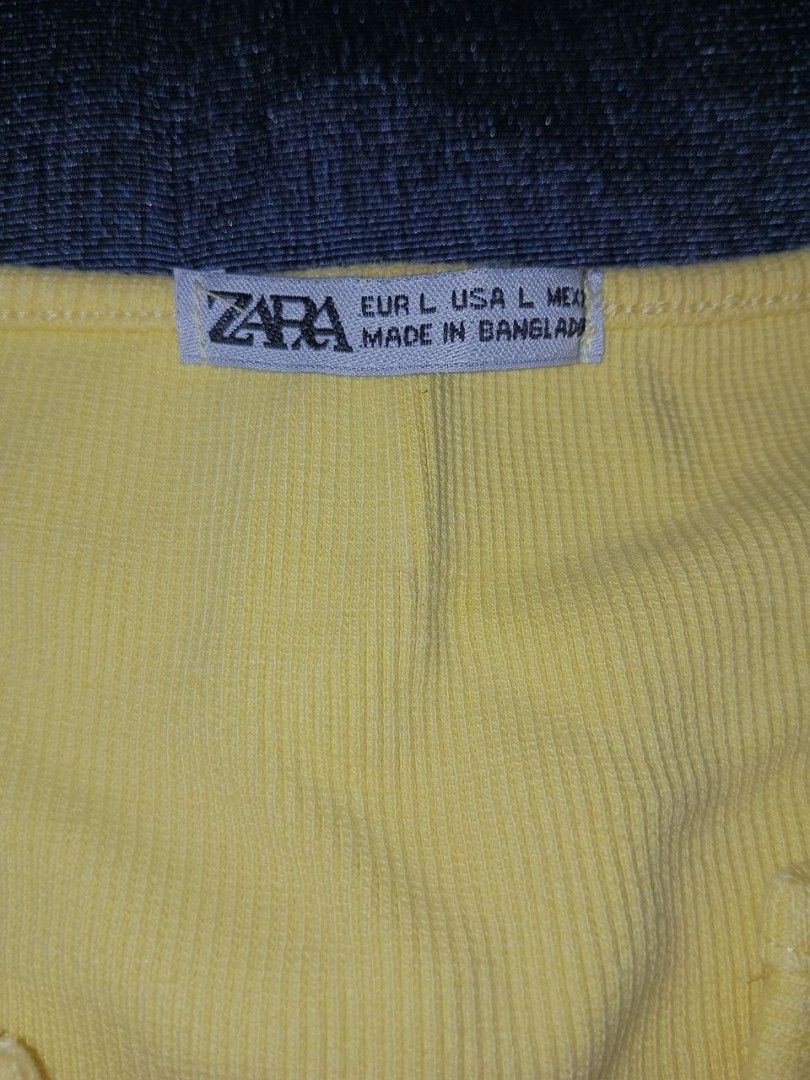 ZARA Lettuce-edge ribbed V-neck crop top (Category: Others Tops) located in Manila. Submitted by superdex29 (Listing ID 1470447068, Image 2). Description: SIZE: 13×15 ‎USED BUT NOT ABUSE ‎RFS : NEED FUNDS ‎.