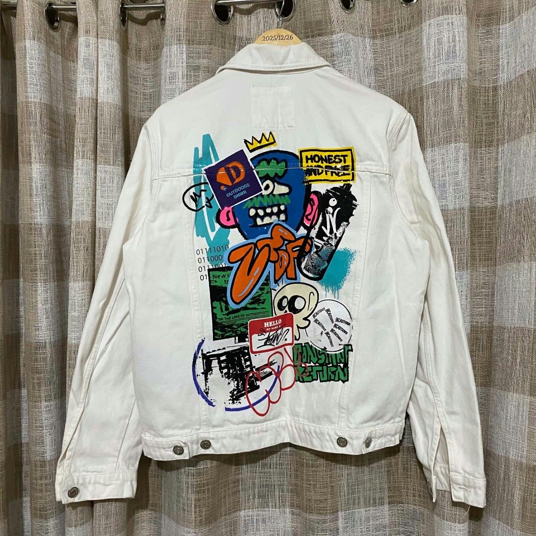 Zara Men's Graffiti Art Distressed Denim Jacket (Category: Coats, Jackets and Outerwear) located in Cainta. Submitted by kapatidnibrother (Listing ID 1470510380, Image 1). Description: Zara Men's Graffiti Art Distressed Denim Jacket Size Medium on tag Dimes: W22 | L26 Color rate: 9.5/10 - heavy x thick fabric - like new condition - complete tags - need wash - flaws: missing one button - fav!.