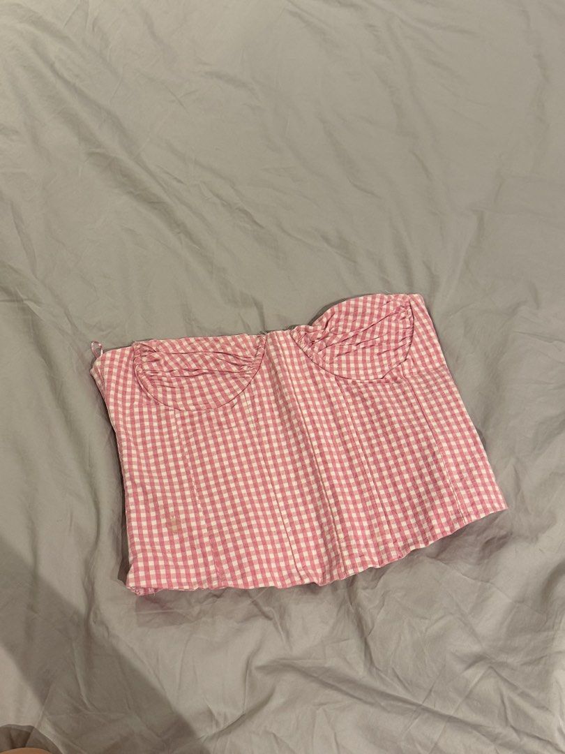 zara pink gingham corset top (Category: Sleeveless) located in Manila. Submitted by shopwt.anna (Listing ID 1470487664, Image 1). Description: zara top size xs :) worn once only. .