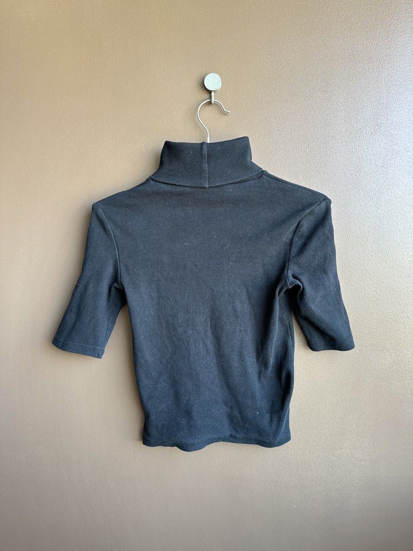 Zara ribber turtleneck (Category: Blouses) located in Pasig City. Submitted by afterglowpreloved (Listing ID 1470461543, Image 2). Description: .