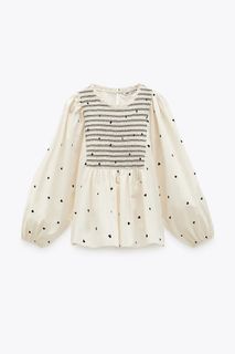 (Category: ) located in . Submitted by mylittlewoodycloset (Listing ID 1470502278, Image 1). Description: .