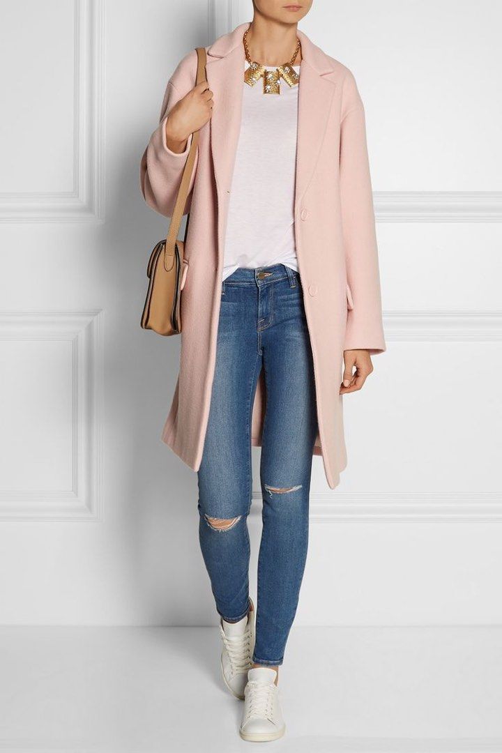 Zara soft pink coat (Category: Coats, Jackets and Outerwear) located in Tarlac. Submitted by giannisdeclutters4106 (Listing ID 1470436285, Image 3). Description: New with tag Small on tag Super pretty! .