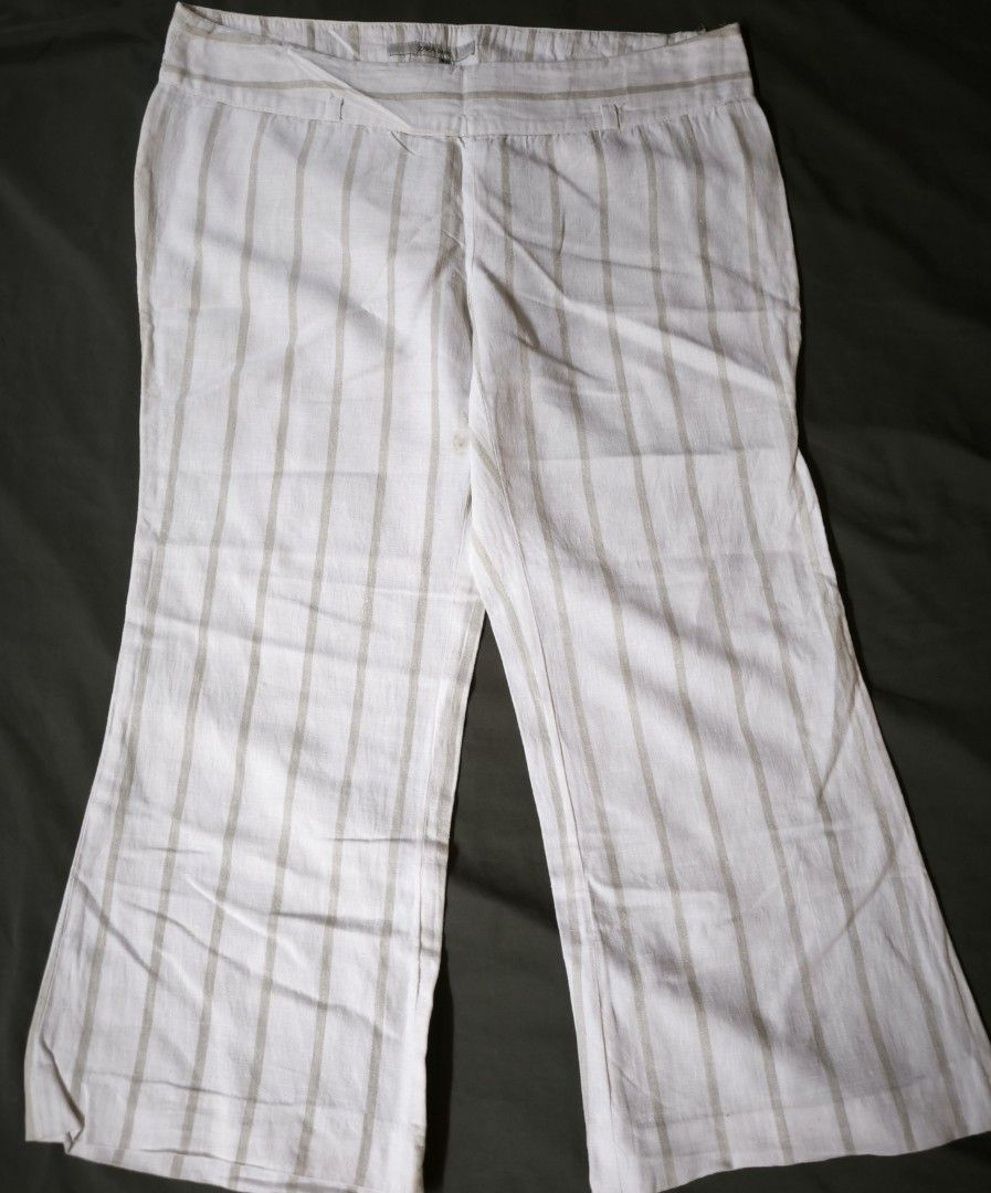 Zara stripe trousers (Category: Other Bottoms) located in Manila. Submitted by wearforce (Listing ID 1470491616, Image 1). Description: Zara stripe trousers color: cream fit: M-L color rate 9/10 in good condition 250 + sf.