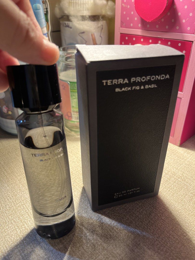 Zara Terra Profonda Black Fig & Basil Edp |30 (Category: Fragrance & Deodorants) located in Taguig. Submitted by madeasoncloset (Listing ID 1470442612, Image 3). Description: ✅ 90% Juice Left Bought 1295 New Released Unisex EDP perfume of Zara 💕 It is Woody Aromatic unisex fragrance launched in 2026 as part of The Art of Becoming collection, created in collaboration with renowned perfumer Jo Malone CBE.