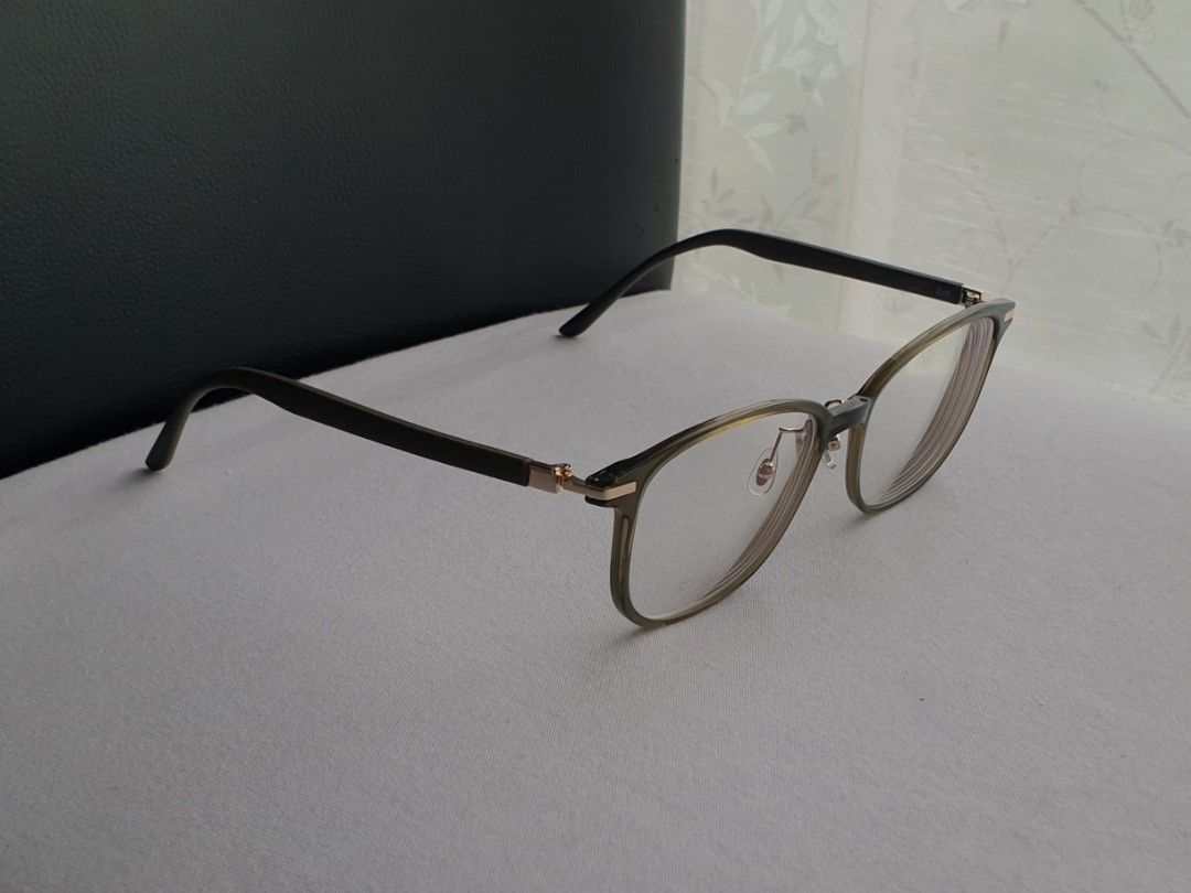 Zoff Large Eyeglass Frame (Category: Sunglasses & Eyewear) located in Quezon City. Submitted by WasalakTwo (Listing ID 1470437321, Image 1). Description: Bought in Japan Durable and high quality Excellent condition Clean and presentable Lens are graded, but replaceable Open for delivery nationwide Front Width 14.5cm Front Height 4.5cm.