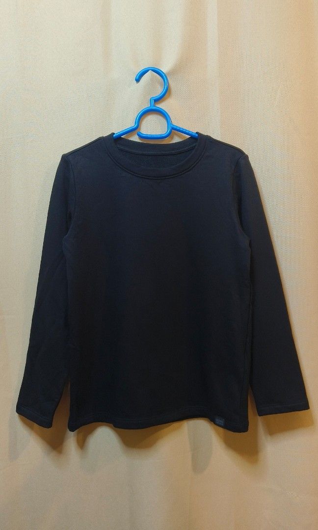 130 size Uniqlo heattech Ultra warm (Category: Babies & Kids Fashion) located in Baguio. Submitted by esselingri00355 (Listing ID 1470576709, Image 1). Description: no issue 600+sf gcash payment j&t.