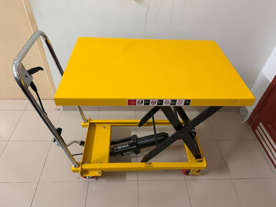 150kg Hydraulic Lift Table Scissor Cart @ Trolly, Everything Else ...