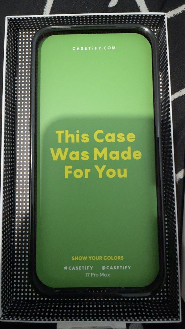 17/18 Pro Max Casetify (Category: Other Mobile & Gadget Accessories) located in Manila. Submitted by su_ryeon (Listing ID 1470611661, Image 2). Description: .