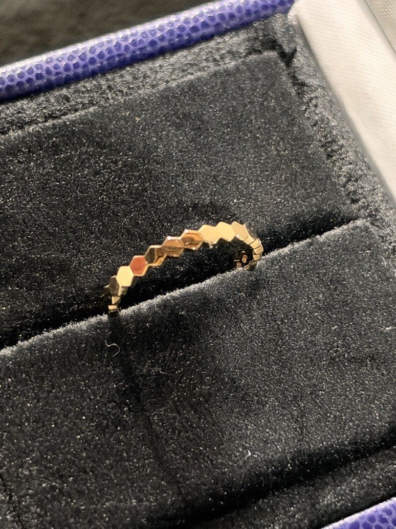 18k chaumet bee my love ring (Category: Rings) located in Cagayan de Oro. Submitted by mayger03 (Listing ID 1470592473, Image 3). Description: .