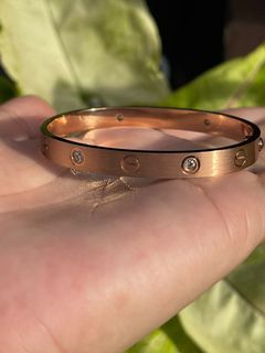 (Category: ) located in . Submitted by jewelryla_finds (Listing ID 1470684068, Image 1). Description: .