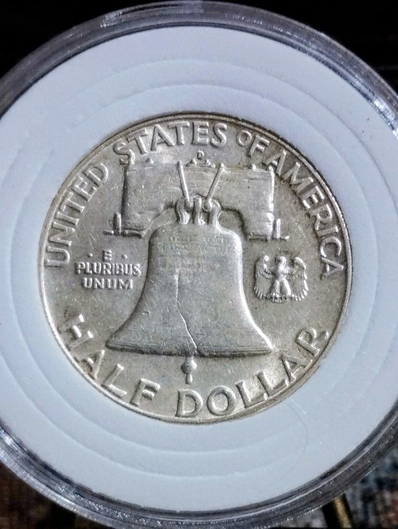 1963 Benjamin Franklin Half Dollar Silver Coin (Category: Currency) located in Quezon City. Submitted by pureblood_134 (Listing ID 1470691134, Image 2). Description: 1963-D Franklin Half Dollar 90% Silver coin. XF condition with small luster..