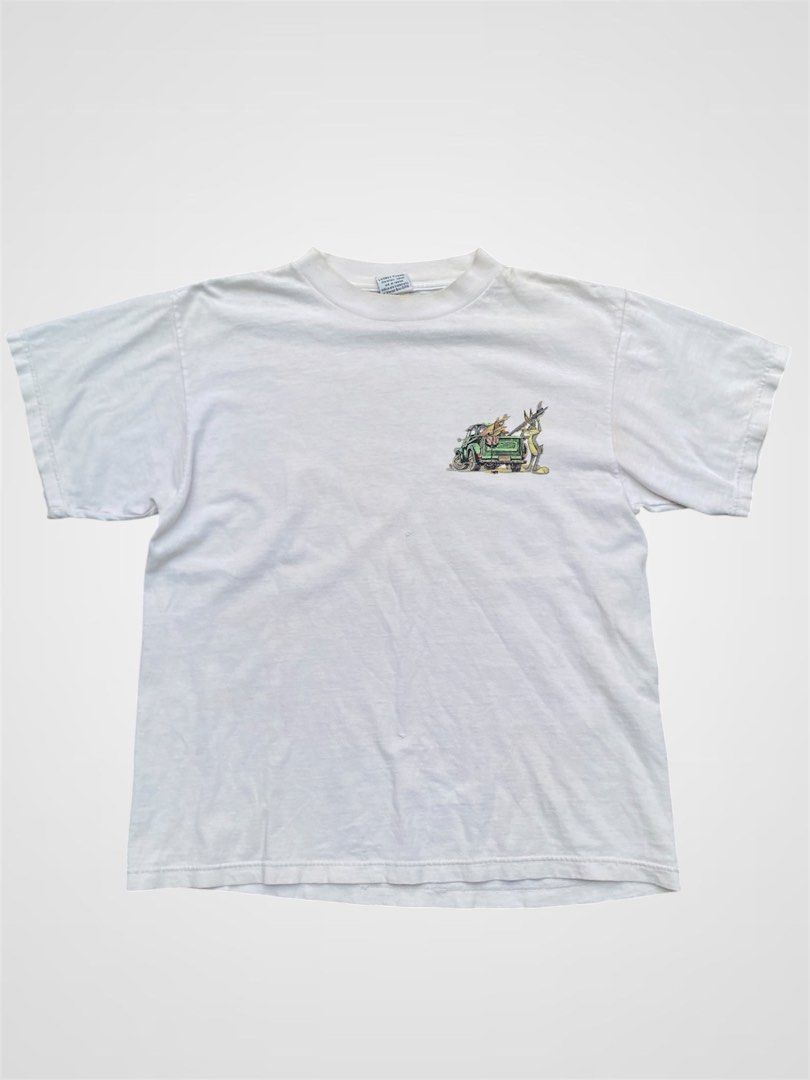 1995 Looney Tunes (Category: Formal Shirts) located in Bauang. Submitted by thriftydetrese (Listing ID 1470665747, Image 2). Description: 1995 Warner Bros Looney Tunes Surf Size Medium W- 21 L- 26 1 Pinhole & Need Wash Good Condition .