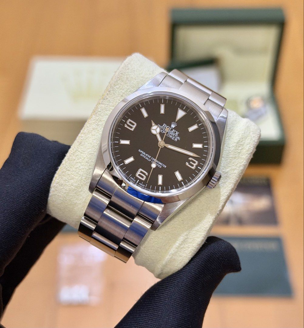 2009 Rolex Explorer 1 114270 (Category: Luxury Watches) located in Makati City. Submitted by timefocusph (Listing ID 1470698201, Image 1). Description: For sale: 2009 Rolex Explorer 1 36mm • Ref. 114270 • 36mm case diameter • Full set- box, card, hang tags, booklets, and complete links • 9/10 condition • with rehaut already Selling this for ₱385,000.00.